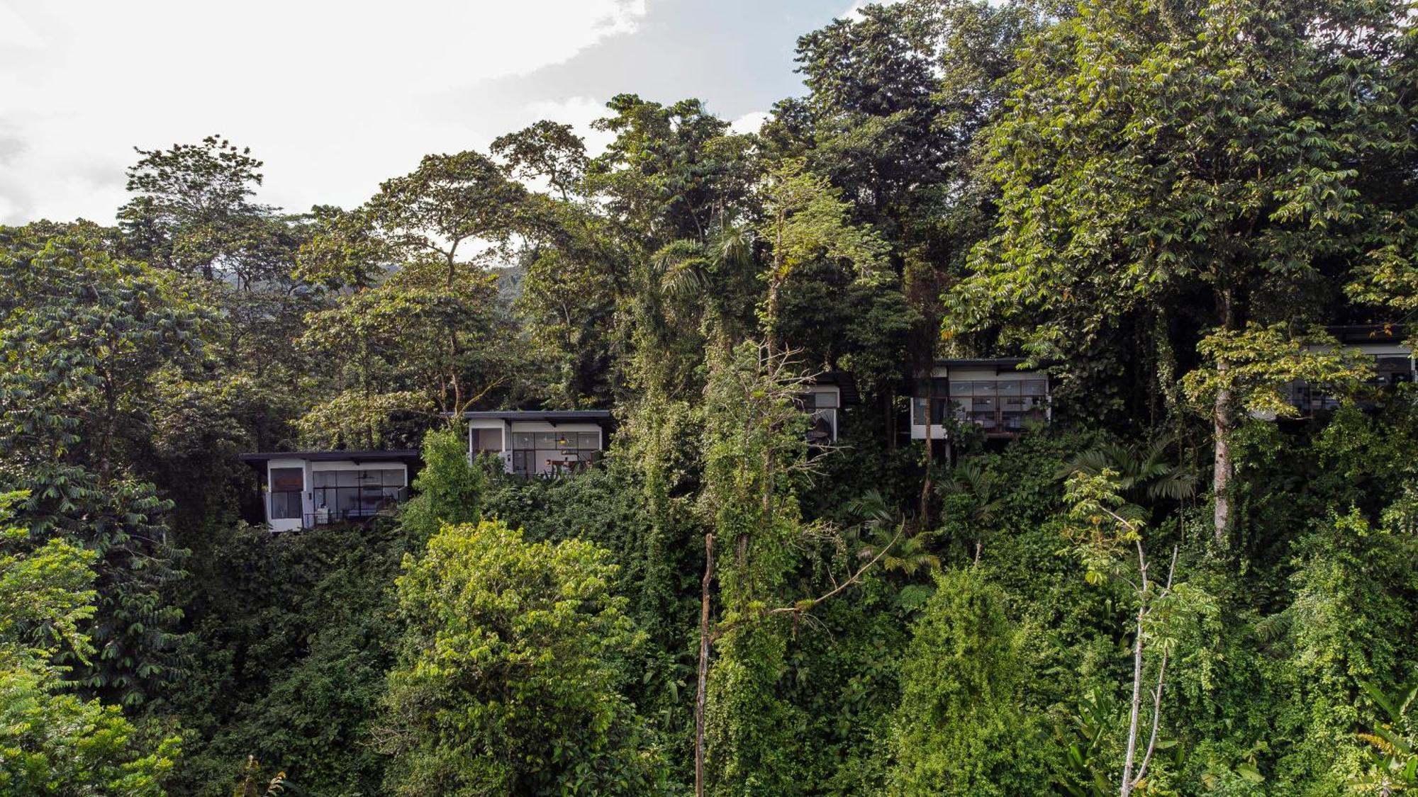 Sangregado Lodge La Fortuna Exterior photo