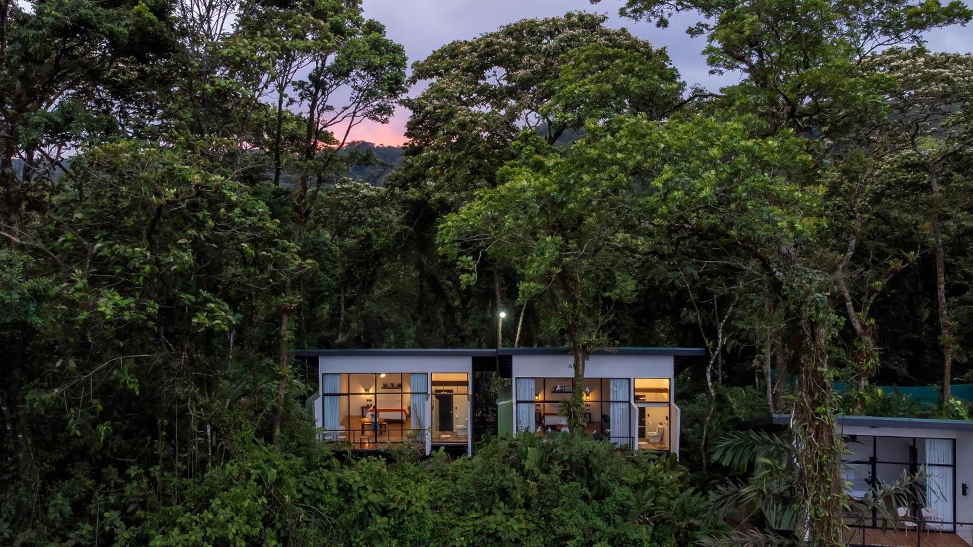 Sangregado Lodge La Fortuna Exterior photo